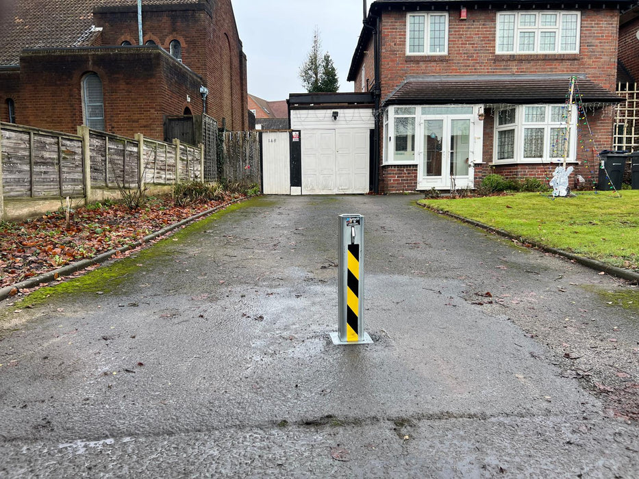 Ramco 100 Heavy-Duty Telescopic Security Bollard