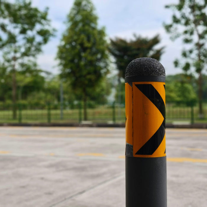 Static, Removable, or Telescopic? Choosing the Right Bollard for Your Property